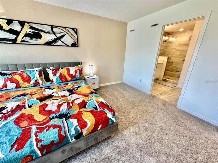 Image No.23-3 Bed Townhouse for sale