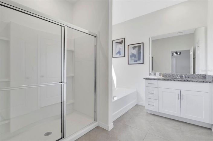 Image No.12-7 Bed Property for sale