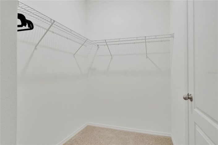 Image No.13-7 Bed Property for sale