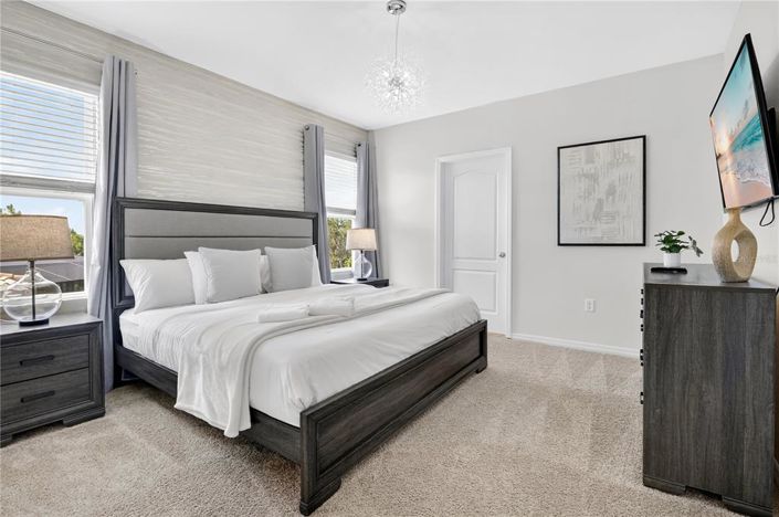 Image No.19-7 Bed Property for sale