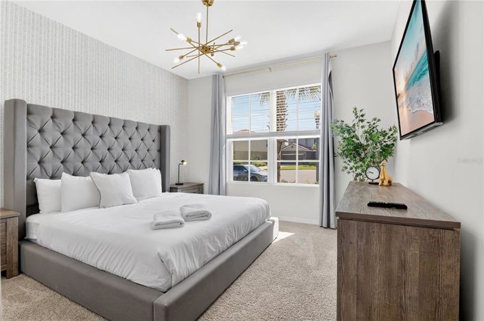 Image No.22-7 Bed Property for sale