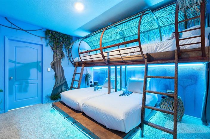 Image No.27-7 Bed Property for sale