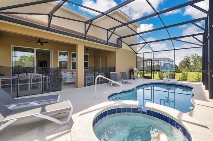 Image No.43-7 Bed Property for sale