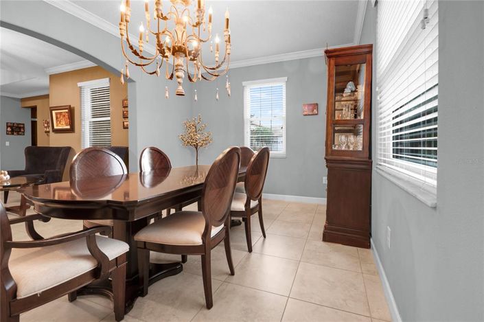 Image No.3-5 Bed Property for sale