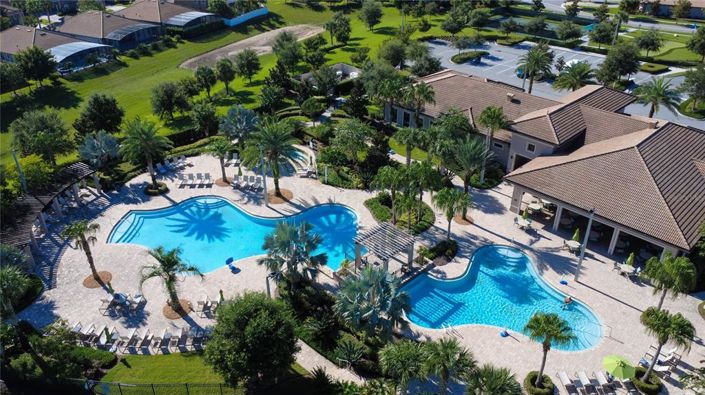 Image No.60-5 Bed Property for sale