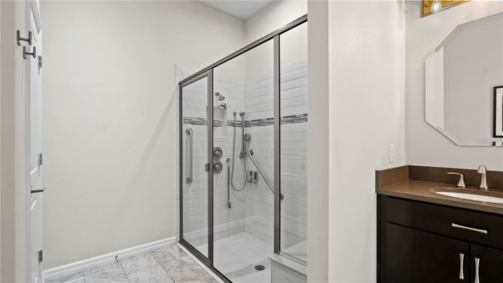 Image No.36-3 Bed Property for sale