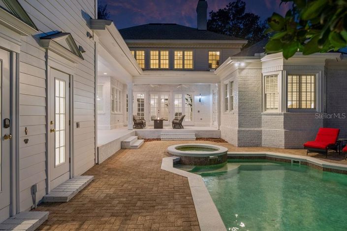 Image No.47-5 Bed Property for sale