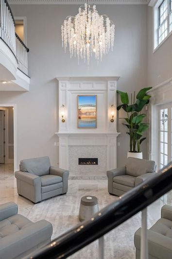 Image No.6-5 Bed Property for sale