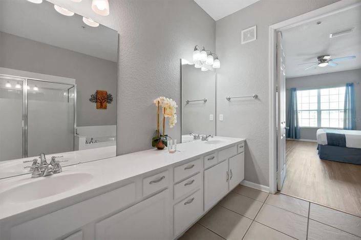 Image No.20-3 Bed Property for sale