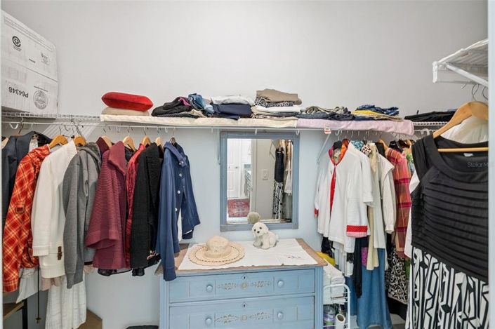 Image No.25-3 Bed Property for sale