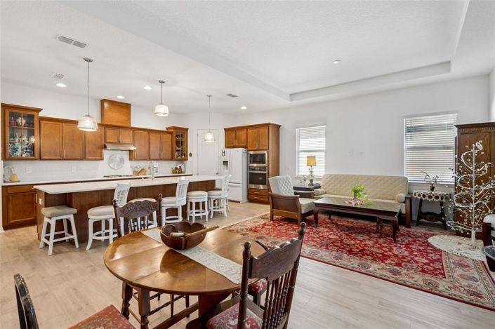 Image No.9-3 Bed Property for sale