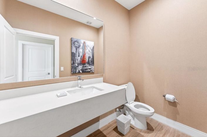 Image No.15-3 Bed Townhouse for sale