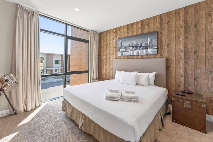 Image No.20-3 Bed Townhouse for sale