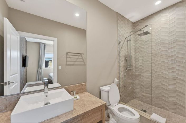 Image No.28-3 Bed Townhouse for sale