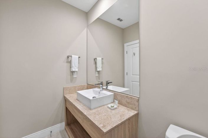 Image No.29-3 Bed Townhouse for sale