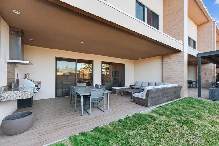 Image No.42-3 Bed Townhouse for sale