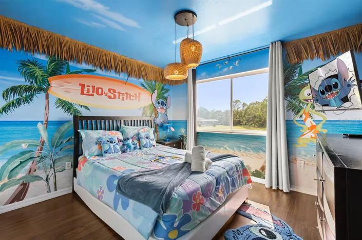 Image No.44-5 Bed Property for sale