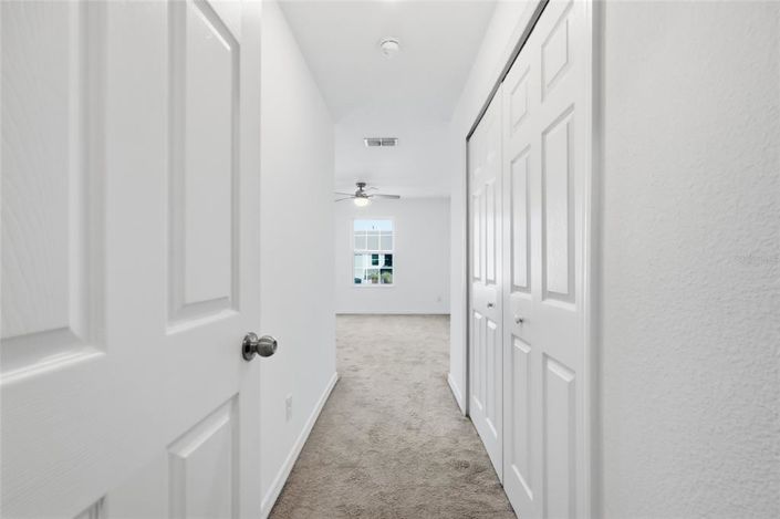 Image No.20-4 Bed Townhouse for sale