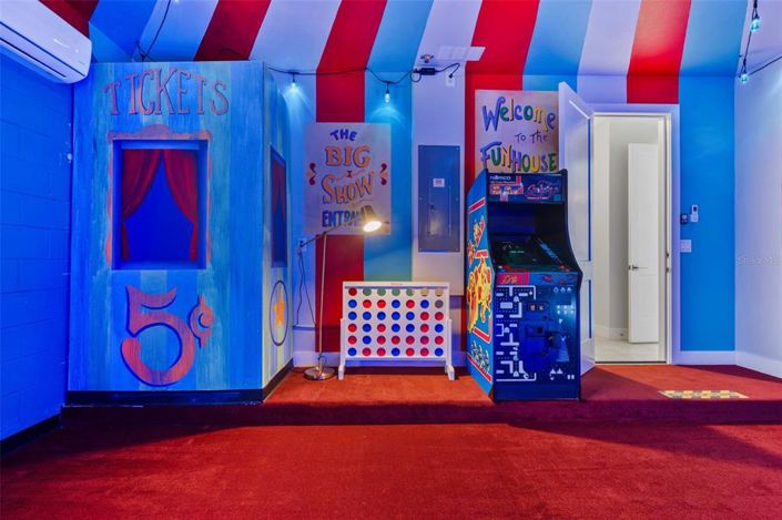 Image No.27-6 Bed Property for sale