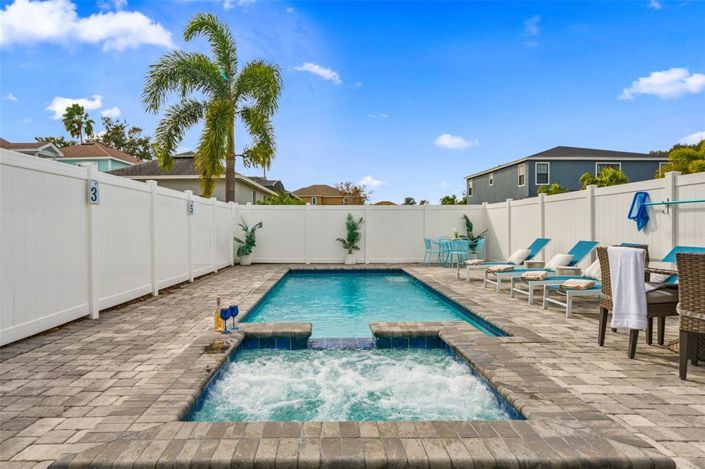 Image No.31-6 Bed Property for sale