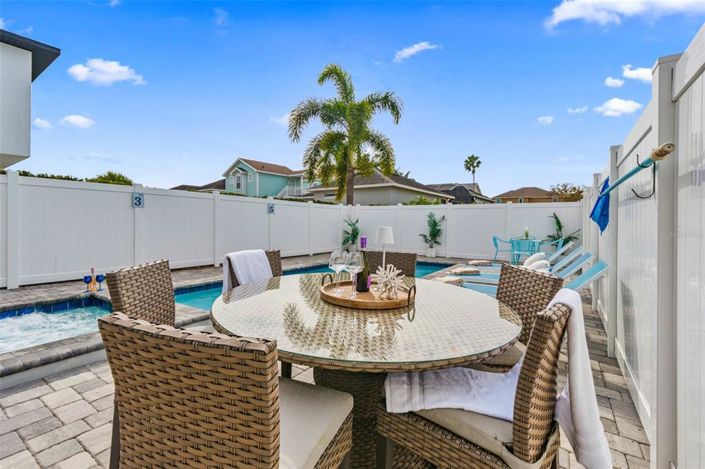 Image No.38-6 Bed Property for sale