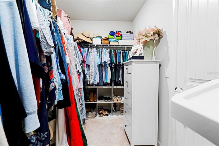 Image No.37-5 Bed Property for sale