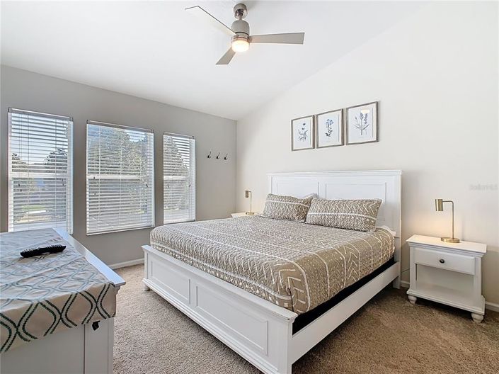 Image No.22-3 Bed Townhouse for sale