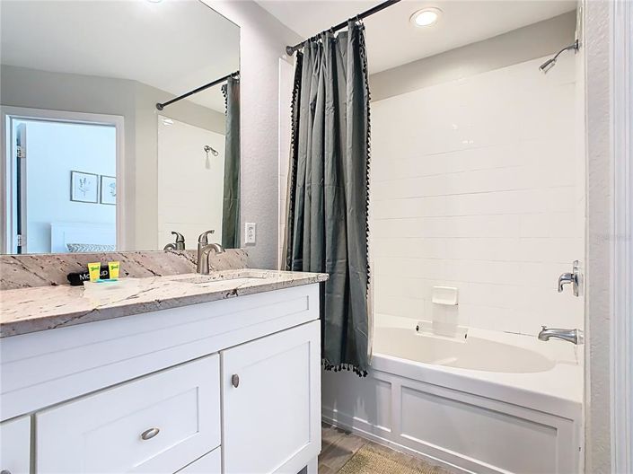 Image No.27-3 Bed Townhouse for sale