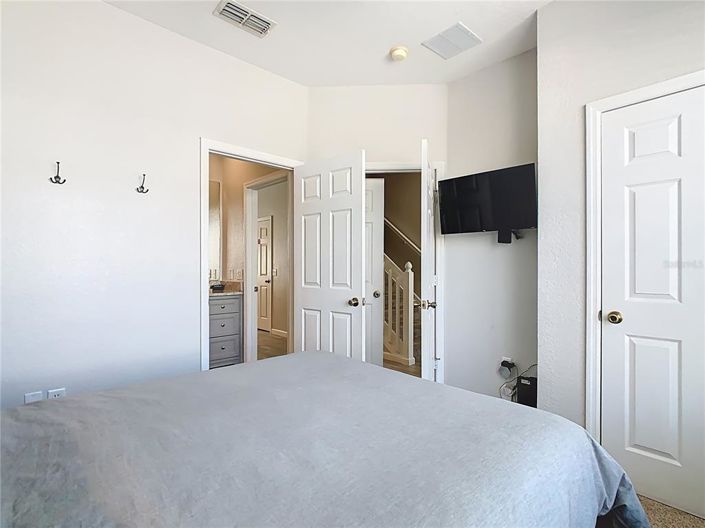 Image No.43-3 Bed Townhouse for sale