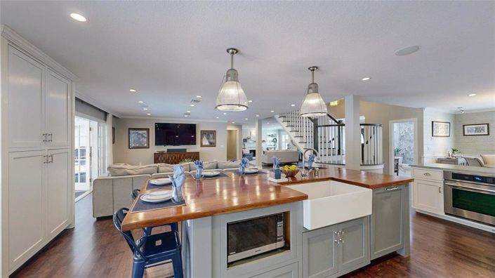 Image No.48-5 Bed Property for sale