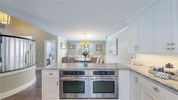 Image No.52-5 Bed Property for sale