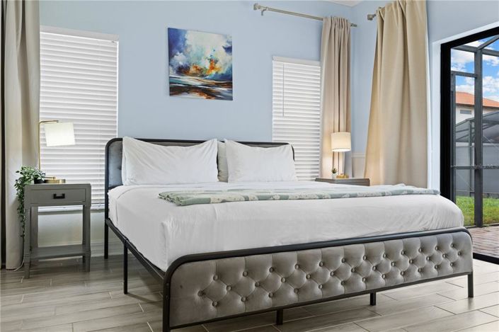 Image No.56-4 Bed Property for sale