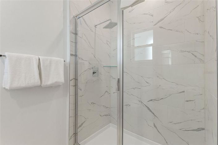 Image No.10-6 Bed Townhouse for sale