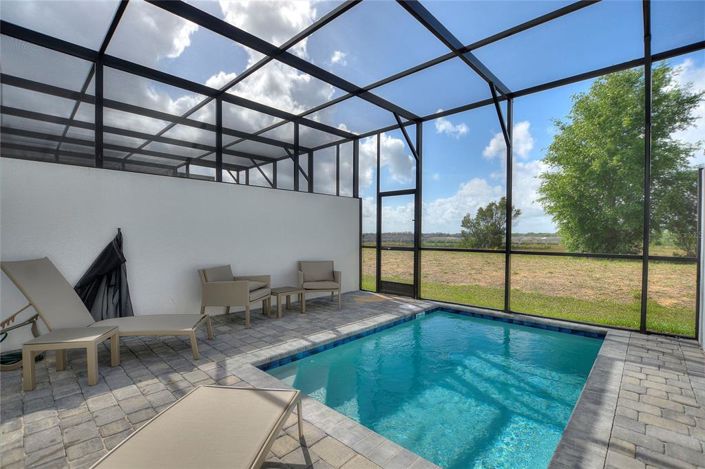 Image No.5-6 Bed Townhouse for sale