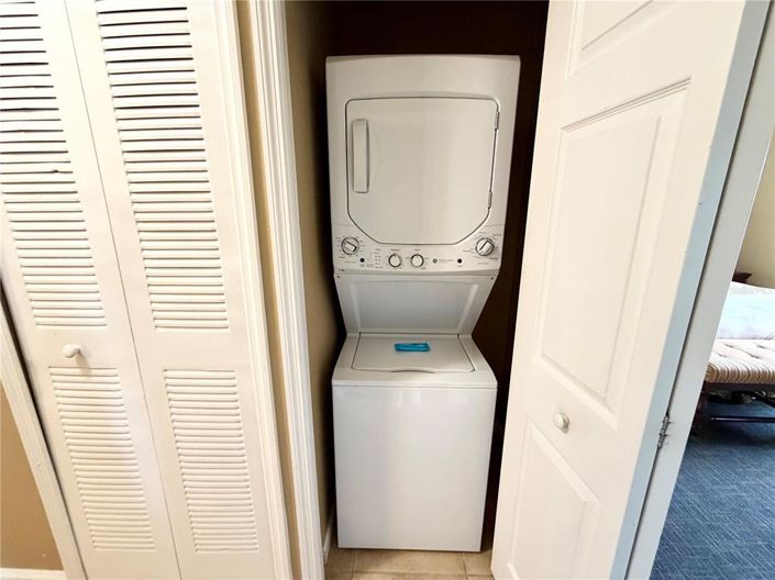 Image No.17-3 Bed Property for sale