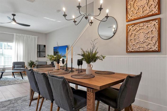 Image No.26-5 Bed Townhouse for sale