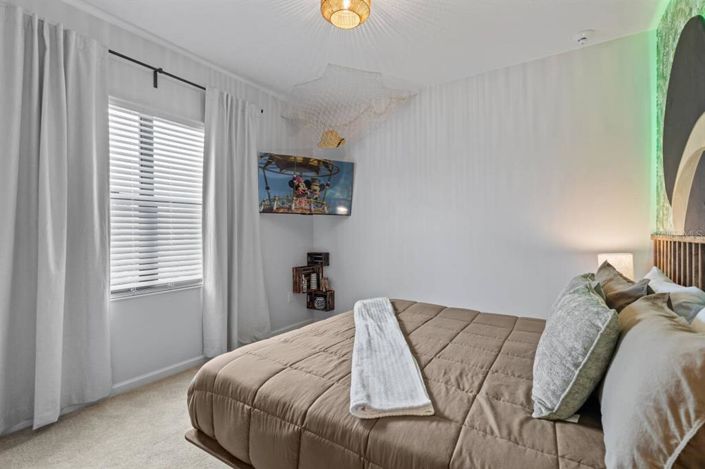 Image No.37-8 Bed Property for sale