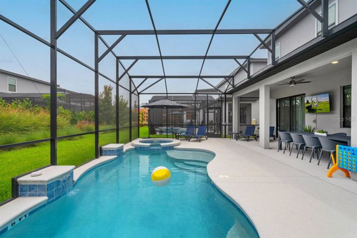 Image No.45-8 Bed Property for sale