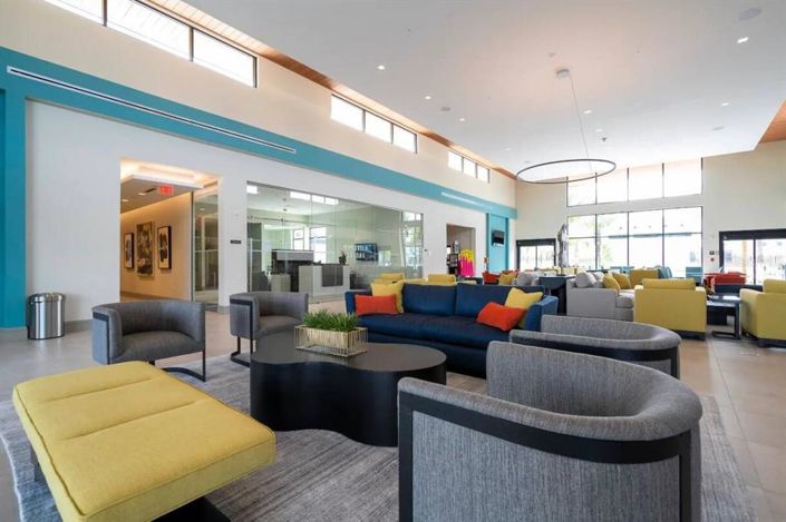 Image No.55-8 Bed Property for sale