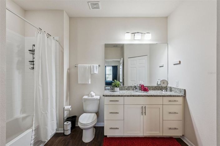 Image No.17-4 Bed Townhouse for sale