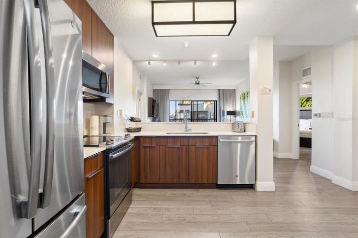 Image No.12-2 Bed Property for sale