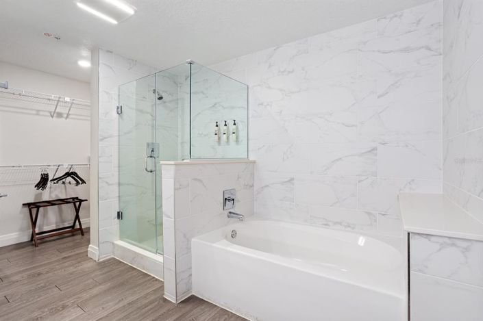 Image No.22-2 Bed Property for sale