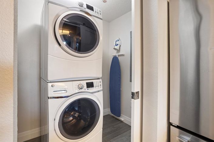 Image No.30-2 Bed Property for sale