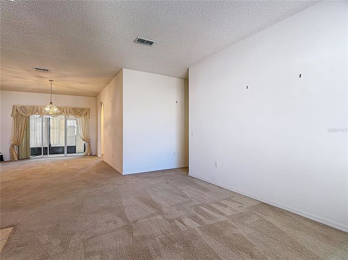 Image No.10-4 Bed Property for sale