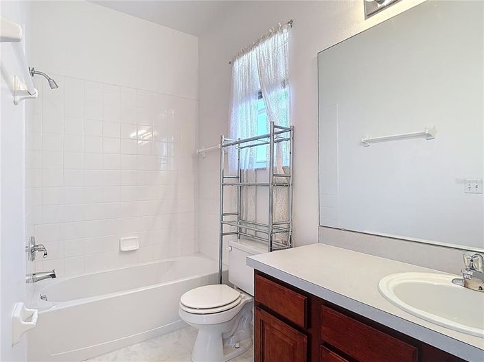 Image No.42-4 Bed Property for sale