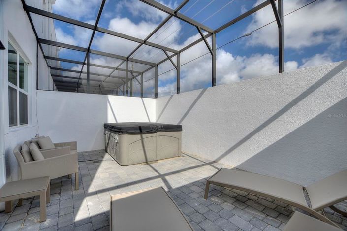 Image No.11-3 Bed Townhouse for sale