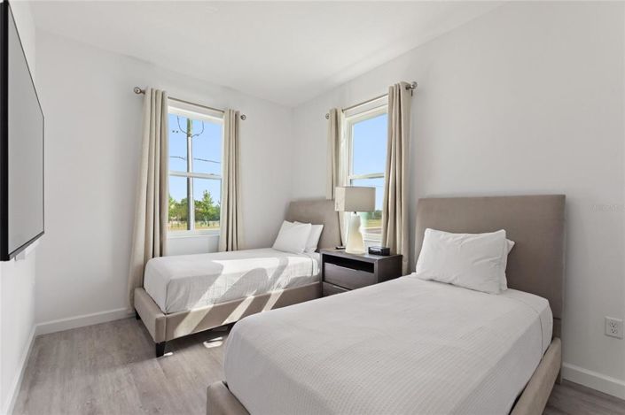 Image No.27-3 Bed Townhouse for sale