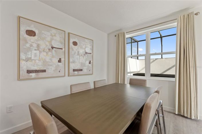 Image No.3-3 Bed Townhouse for sale