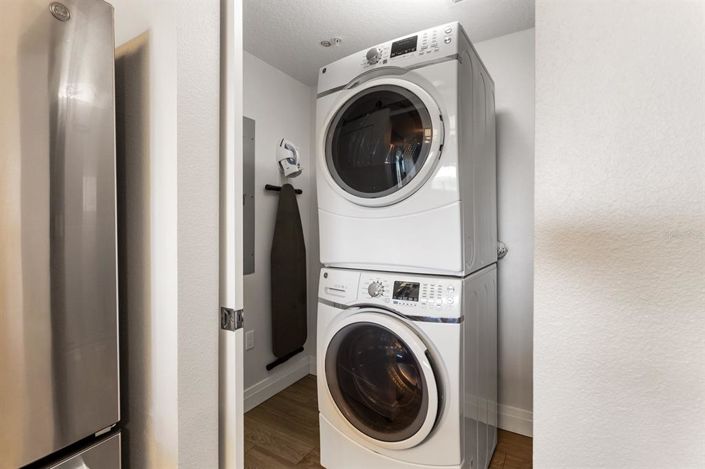 Image No.30-2 Bed Property for sale