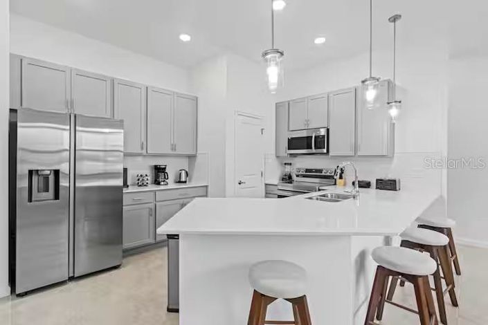 Image No.4-5 Bed Townhouse for sale